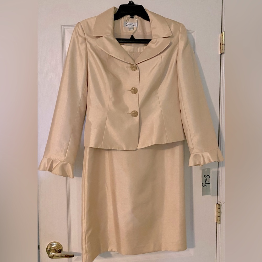 Emily 2 pc. Stain Dressy Suit